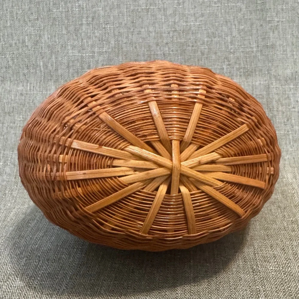 VTG Wicker Hen on Nest Basket Chicken Lidded Cottagecore Farmhouse Storage Box